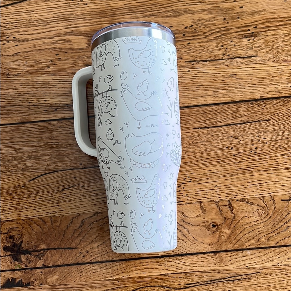 Tumbler 40oz with a chicken design